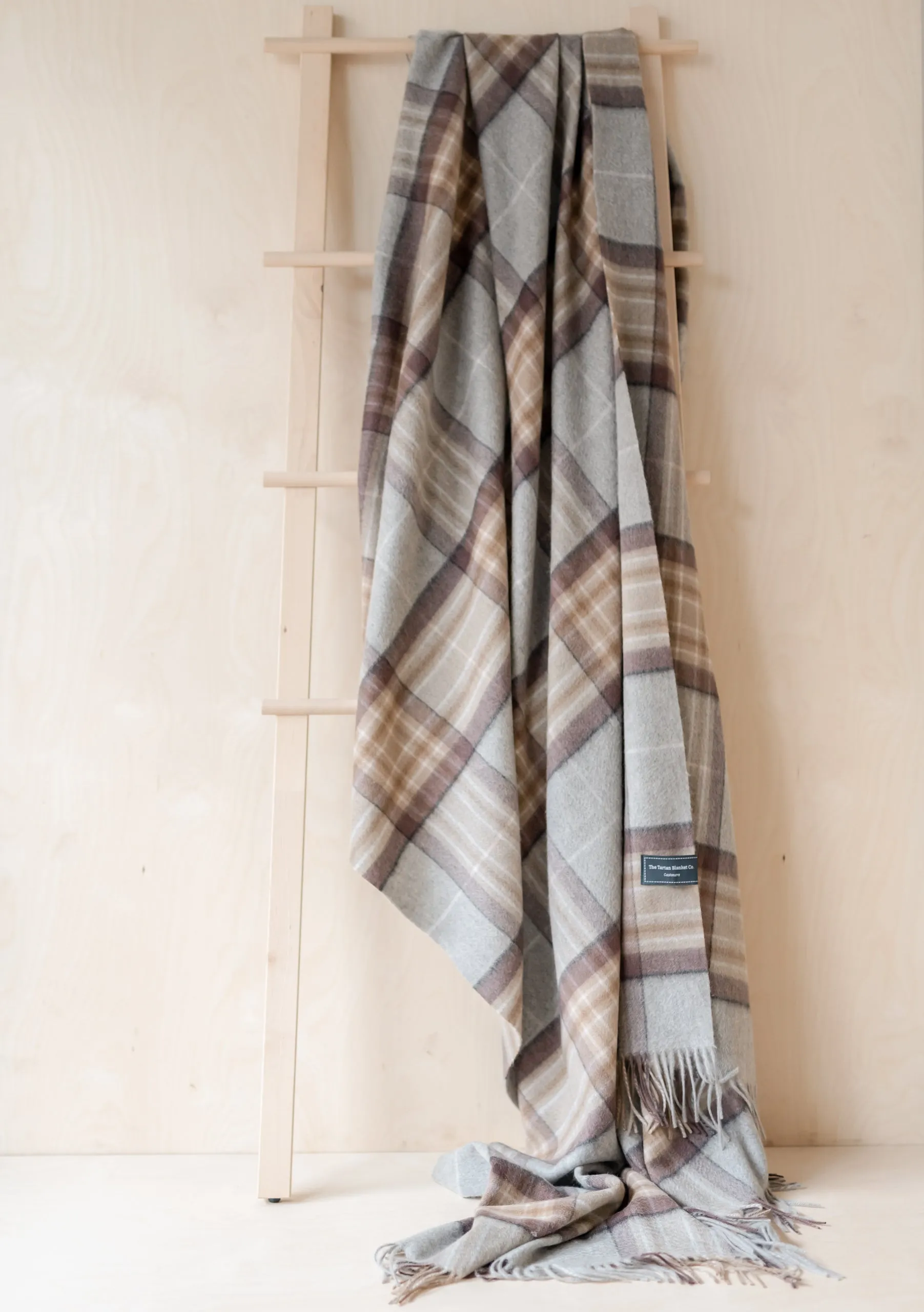 Cashmere Blanket in Mackellar Tartan