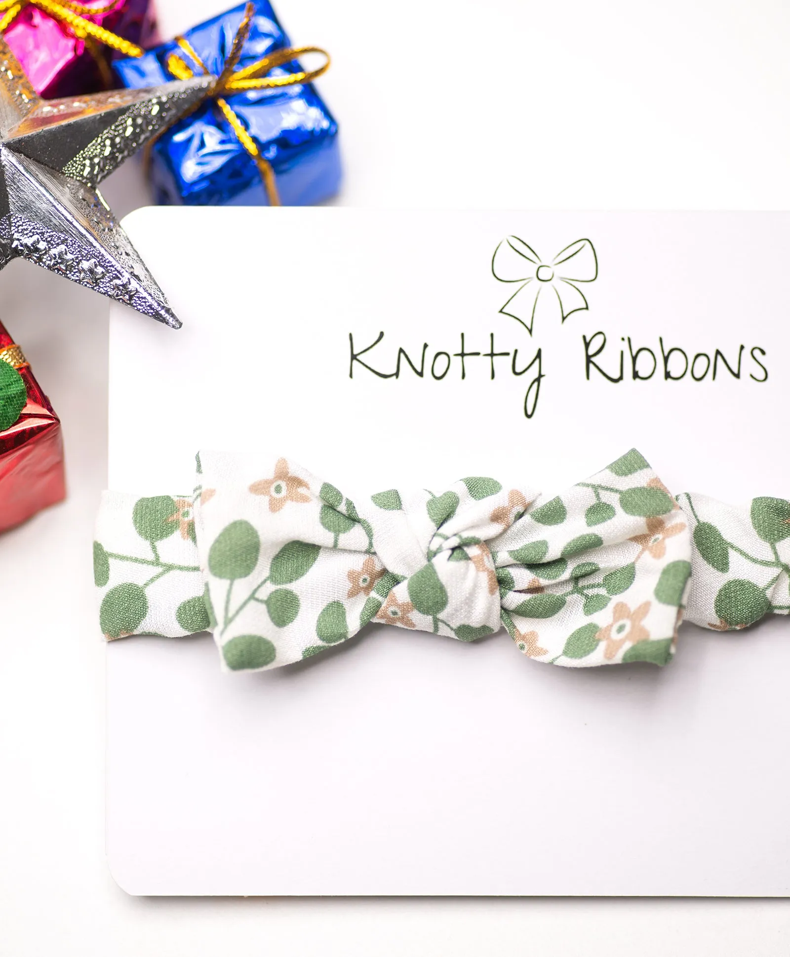 Floral Elasticated Headband- Green & White