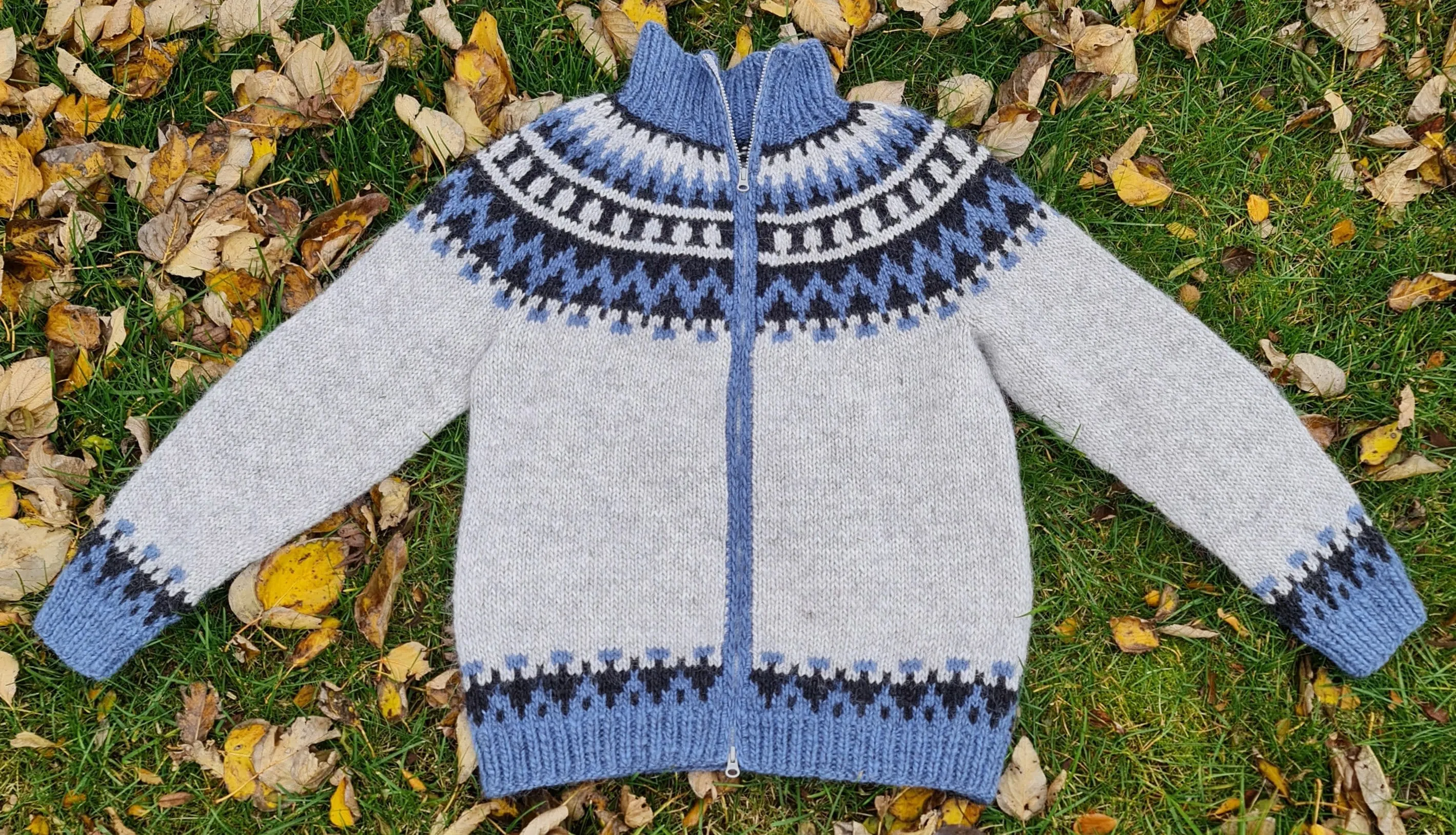 Garri - Icelandic Cardigan - Grey-Blue