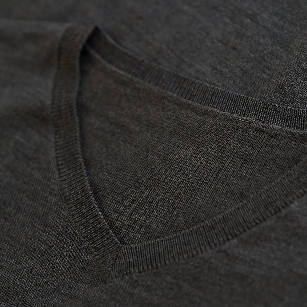 Mens Merino V Neck Sweater (Smoke/Charcoal)