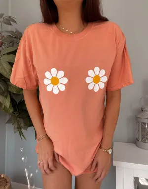 Oversized Daisy Tee - Comfort Colors