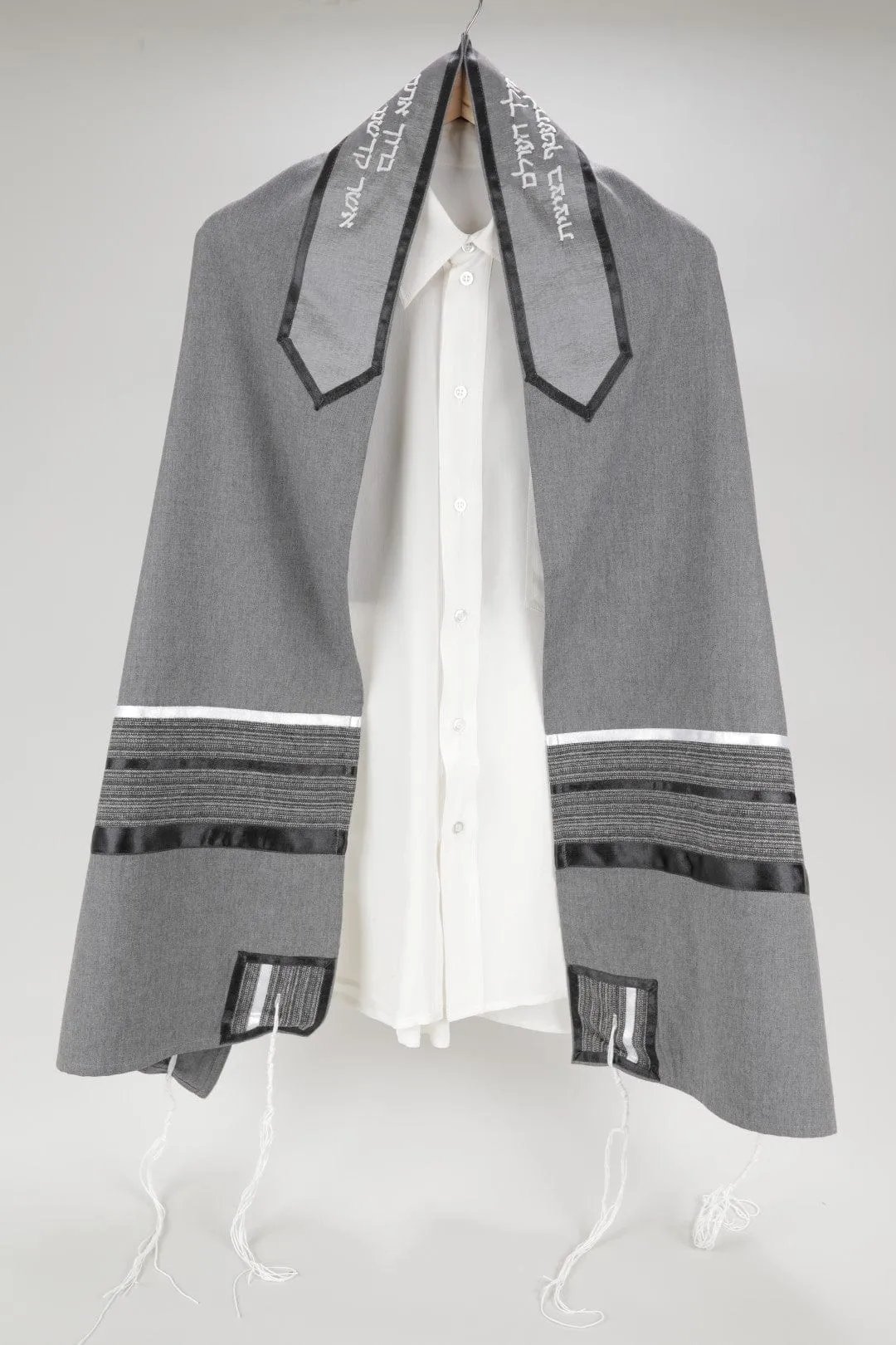 Prestigious Gray Tallit with Striped Design, Bar Mitzvah Tallit Set, Modern Tallit