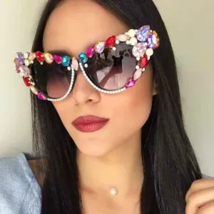 Trendy Oversized Crystal Retro Sunglasses