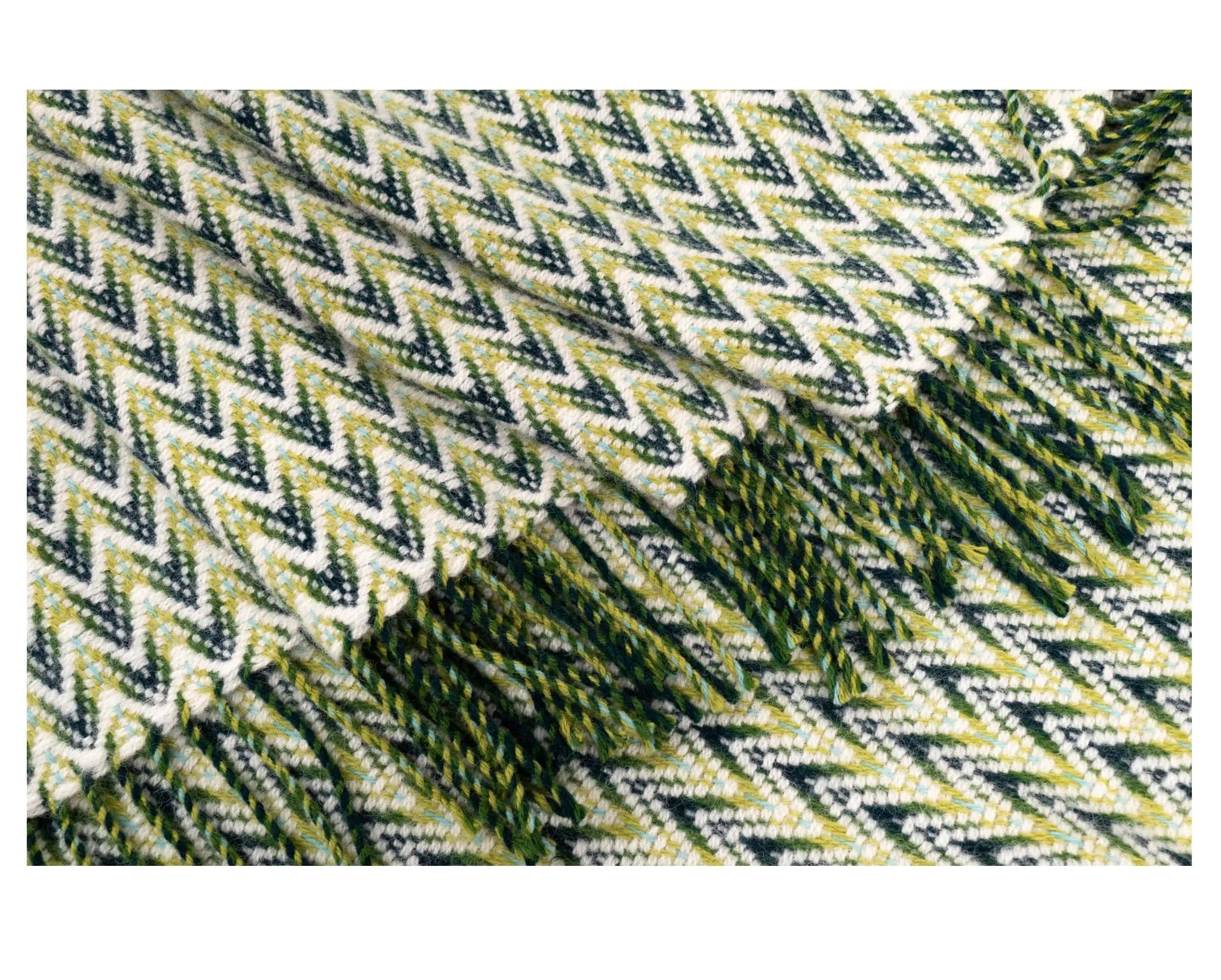 Wave Wool Design blanket throw - Green